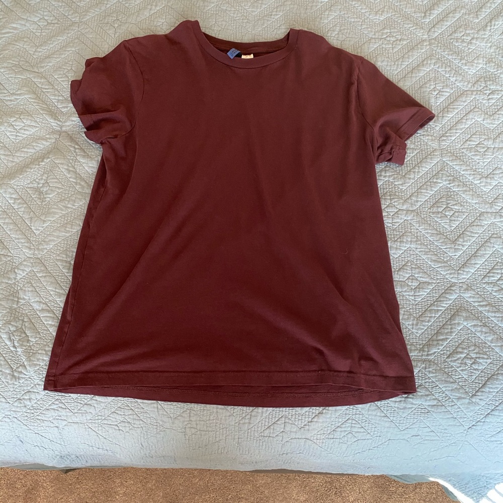 Burgundy short sleeve